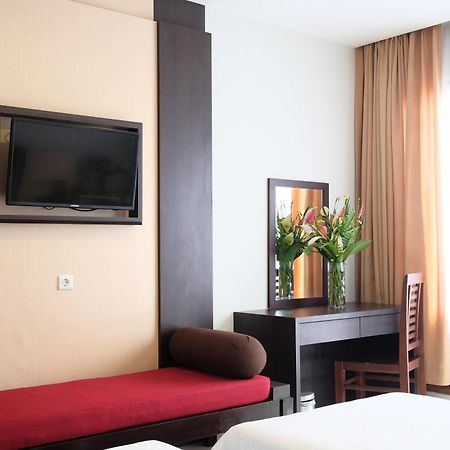 The Grand Hill Resort-Hotel 펀칵 외부 사진