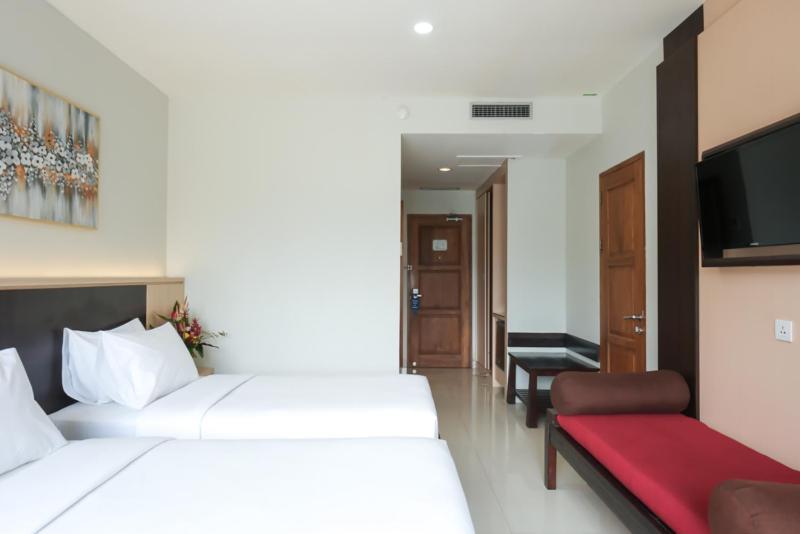 The Grand Hill Resort-Hotel 펀칵 외부 사진